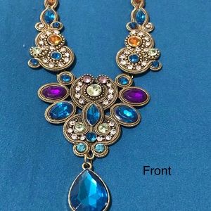 Multi colored necklace